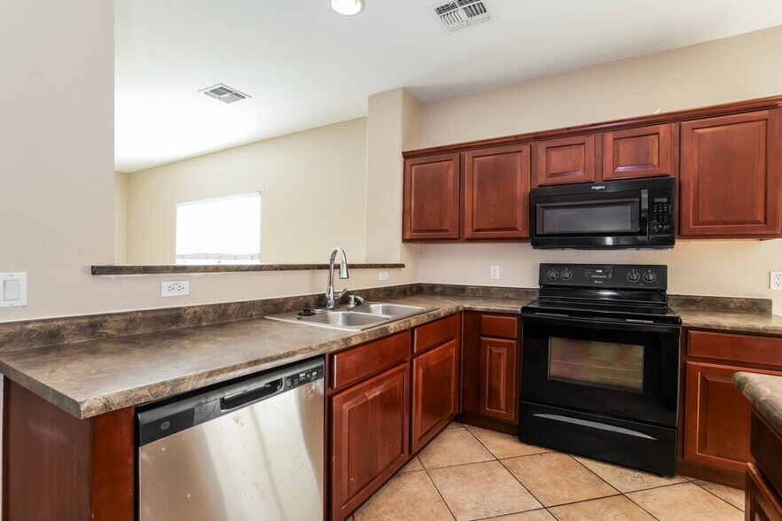 Building Photo - 17559 W Bridger St