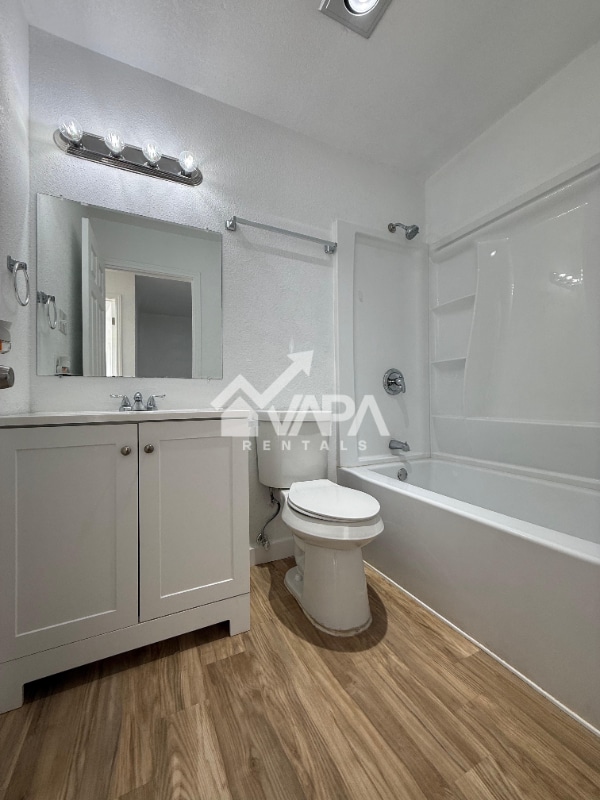 Building Photo - 4210 Sunrise Creek Dr