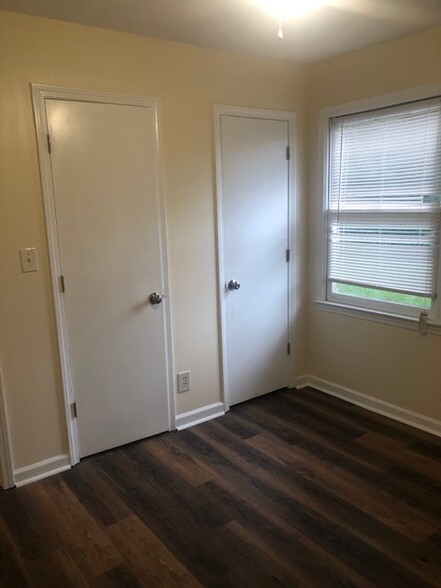 Bedroom 3 - 5012 Leeshire Trail