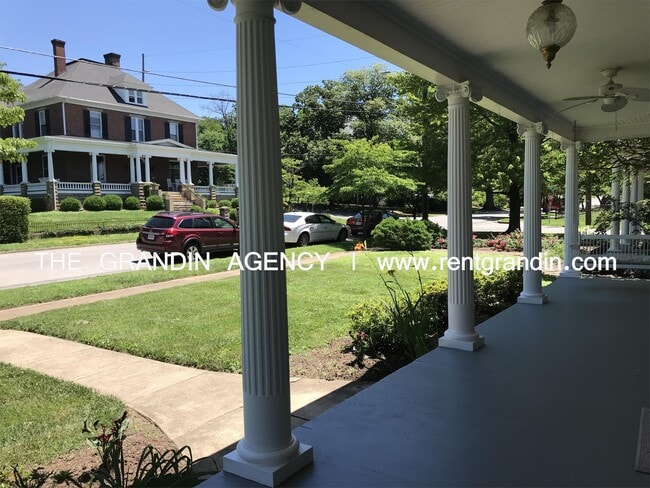 Building Photo - 356 Pennsylvania Ave