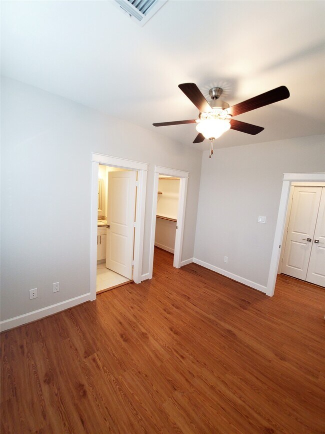 Building Photo - 720 Link Rd