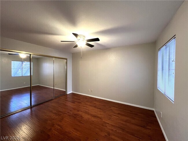 Building Photo - 7570 W Flamingo Rd