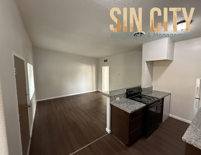 Building Photo - Discover Urban Comfort: Spacious Second Floor 1-Bedroom Oasis at Lyn Capri