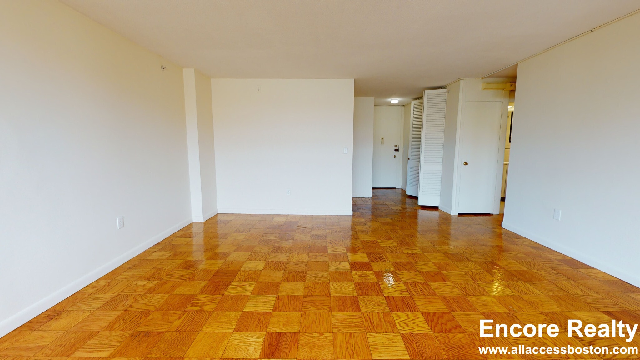 Building Photo - 16 Monmouth Ct