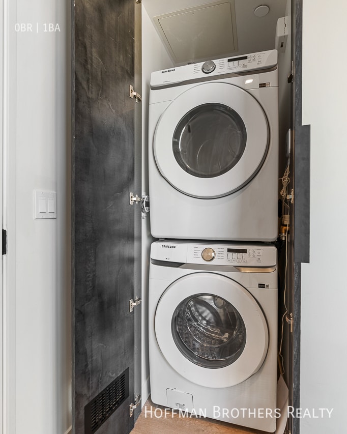 Building Photo - 10700 Tabor St