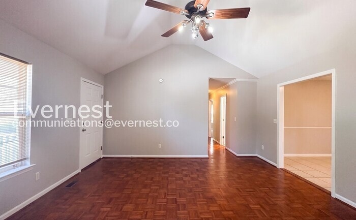 Building Photo - 120 Buckingham Cir