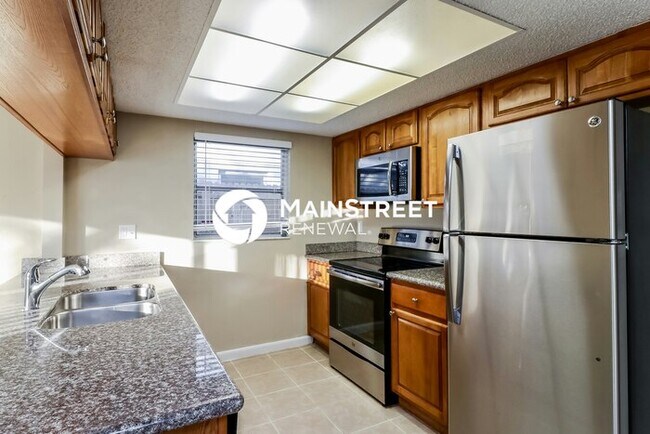 Building Photo - 3 Bedroom Pet-Friendly Home in Port Richey, FL with Main Street Renewal