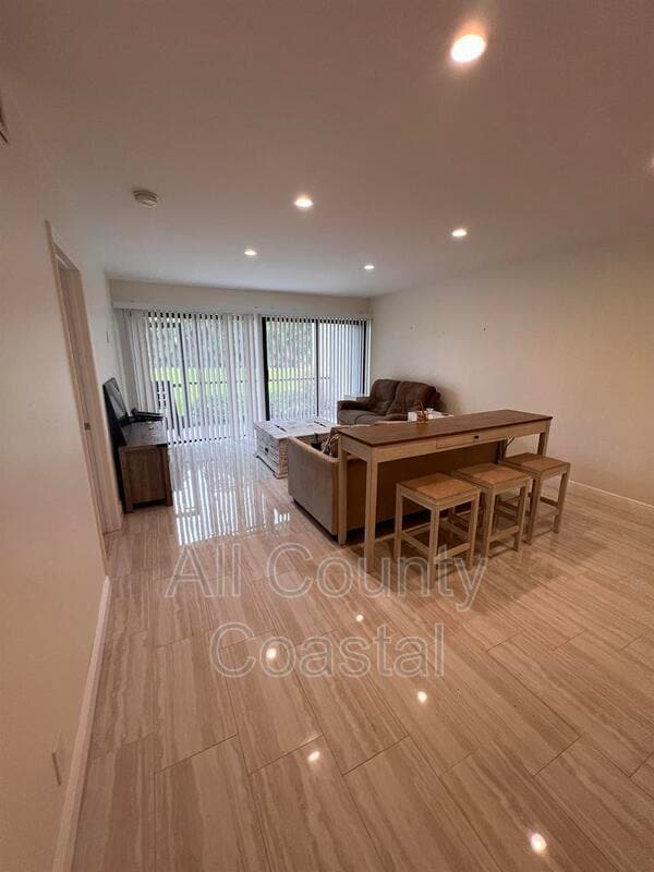Building Photo - 2500 Presidential Way