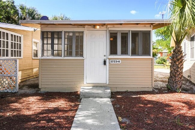 Primary Photo - 3723 Morton Ave
