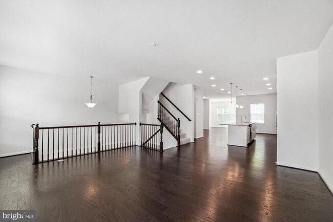 Building Photo - 7872 River Rock Way