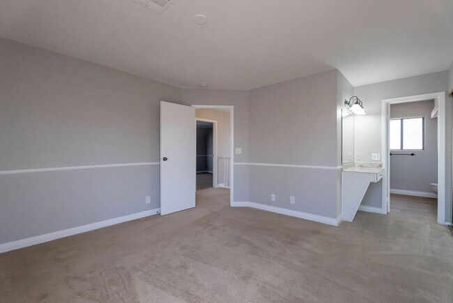 Building Photo - 5055 Stormy Cir