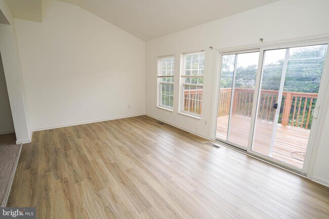 Building Photo - 38116 E Chester Ln