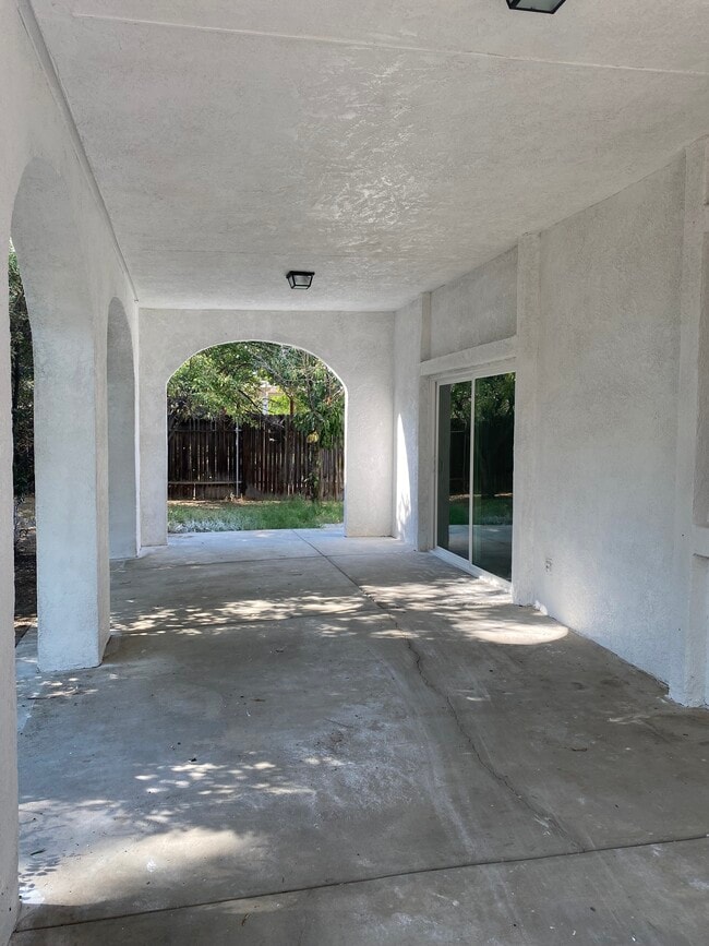 Building Photo - 6209 Indian Peaks Ave