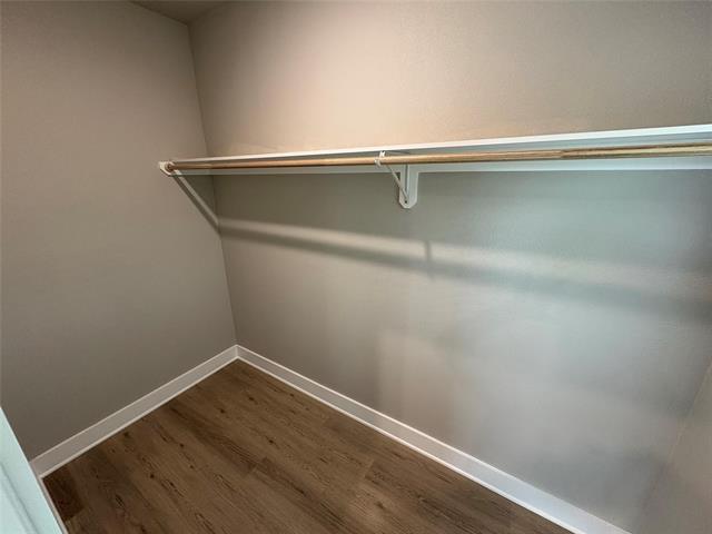 Building Photo - 422 S Lillian