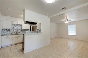 Building Photo - 7909 Lazy Ln