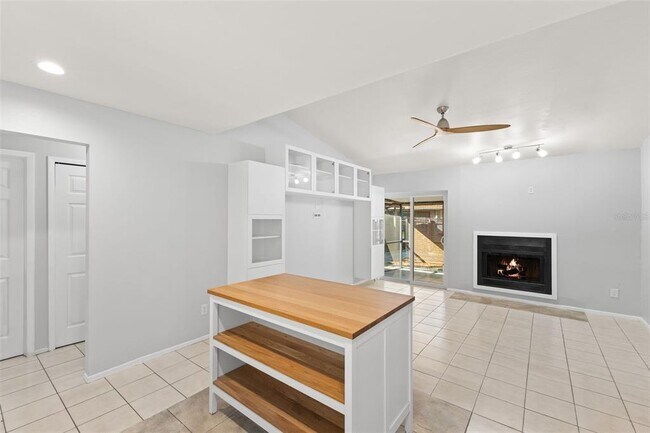 Building Photo - 4471 W Humphrey St