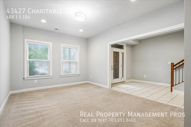 Building Photo - 43427 Charitable St