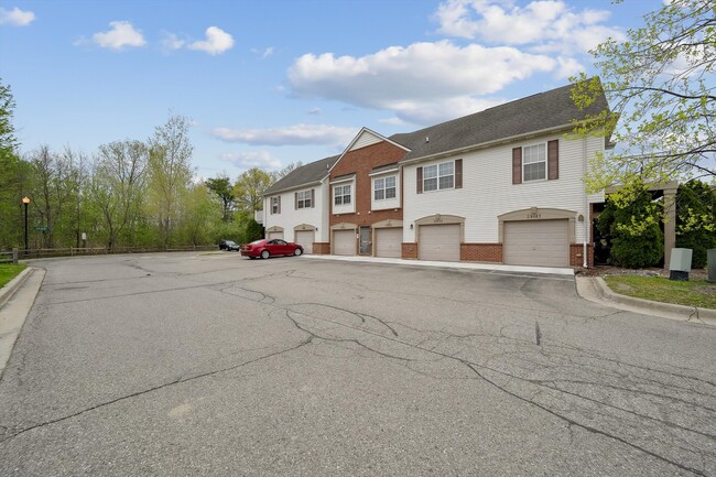 Building Photo - 29043 Cullen Dr