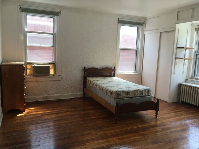 Building Photo - 5626 Wilkins Ave