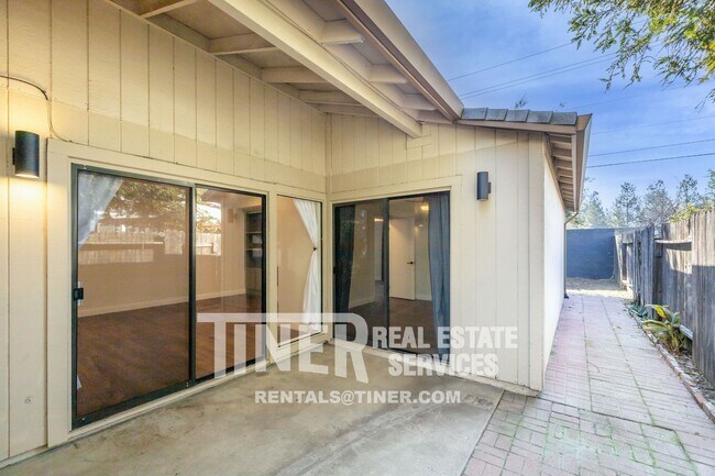 Building Photo - 7586 Waterwillow Dr
