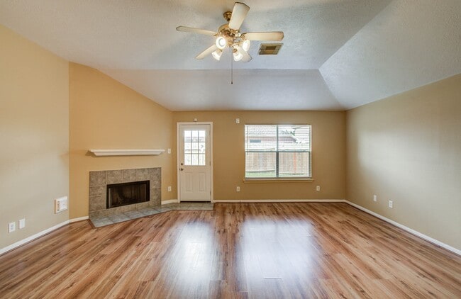 Building Photo - 5010 Brower Crest Dr