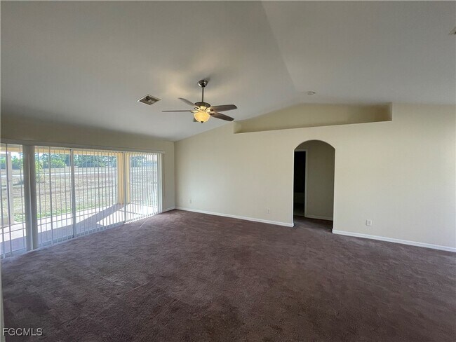 Building Photo - 2639 NW 24th Pl