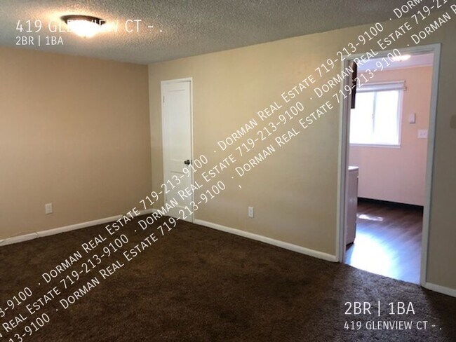 Building Photo - 419 Glen View Ct
