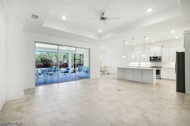 Building Photo - 28105 Captiva Shell Lp