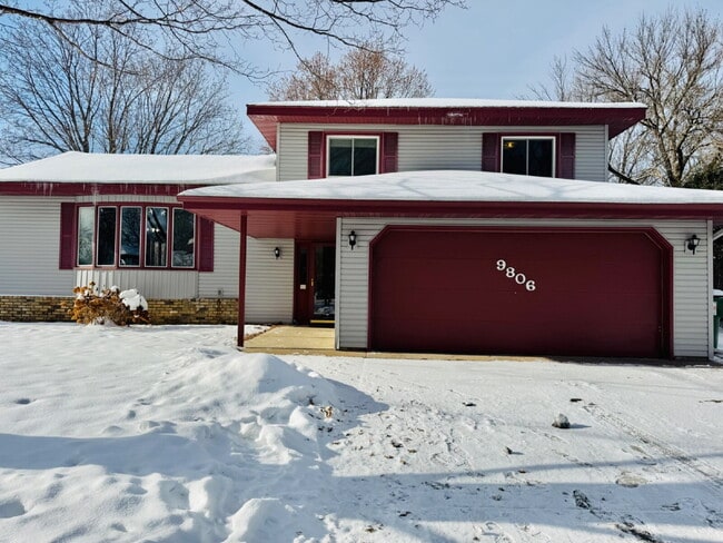 Building Photo - "Spacious 4-Bedroom Home in Blaine with 2 Full Baths and Nearly 2,000 Sq Ft of Comfort with 2 flo...