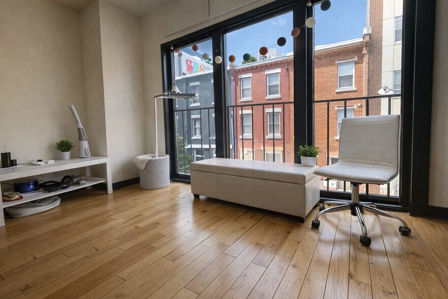 Building Photo - 1829 N Bouvier St