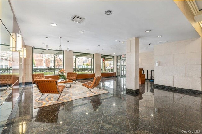 Building Photo - 59-30-59108 108th St