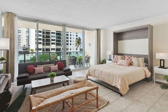 Building Photo - 2501 S Ocean Dr