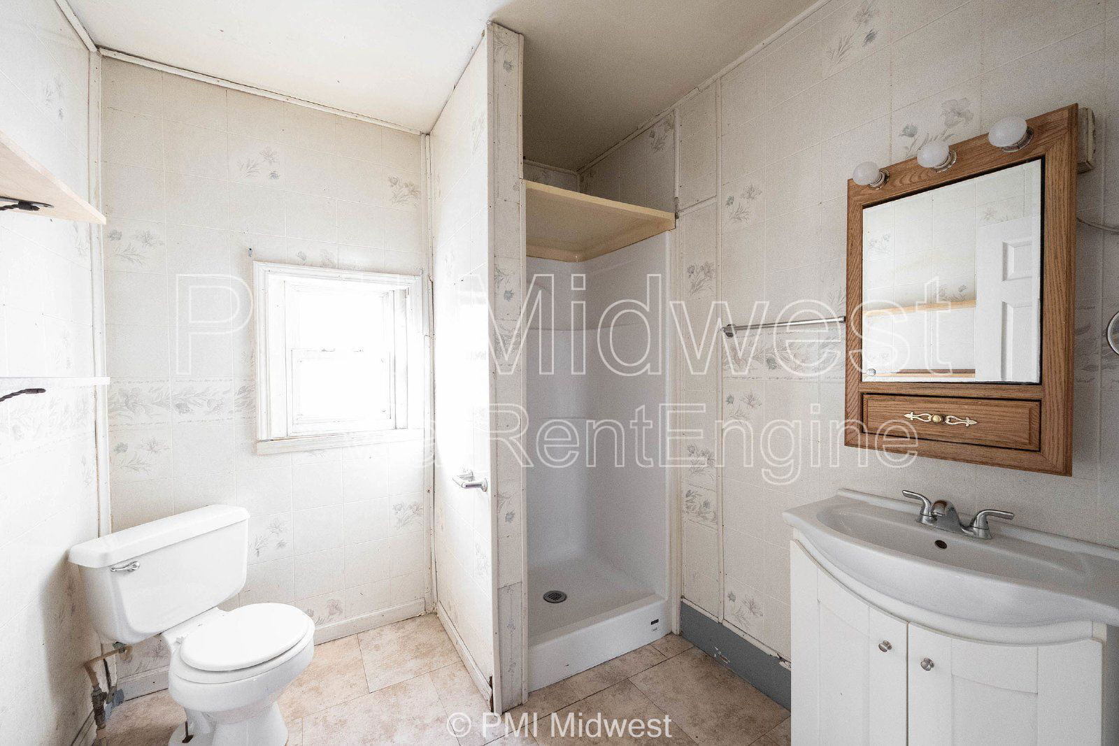 Building Photo - 918 S Bell St