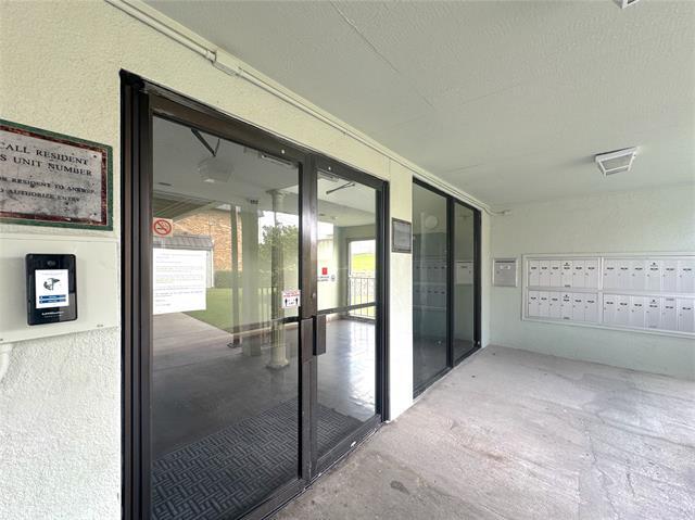Building Photo - 11460 Audelia Rd
