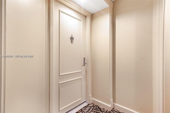 Building Photo - 701 Brickell Key Blvd