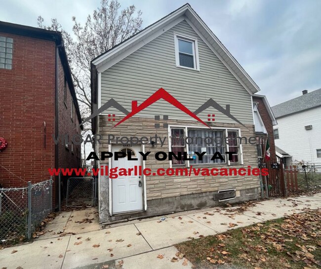 Building Photo - 4842 Northcote Ave