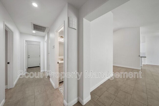 Building Photo - 36052 Breman Ct