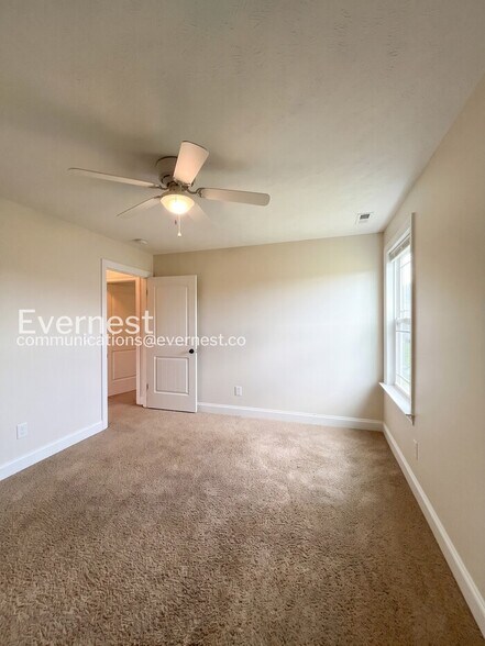 Building Photo - 412 Drema Ct