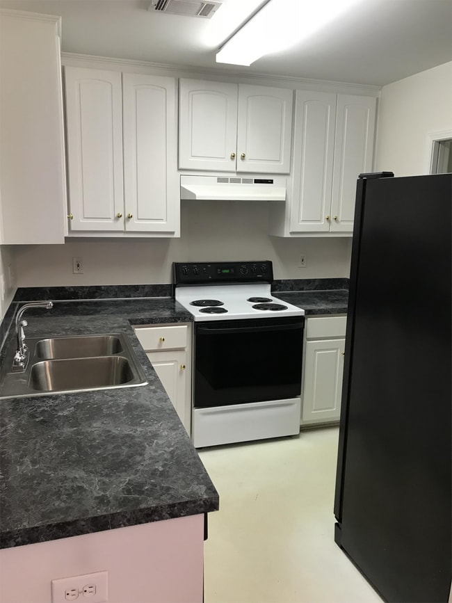 Building Photo - 2742 Garden Brook Ct