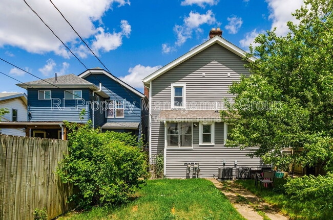 Building Photo - 247 E Jenkins Ave