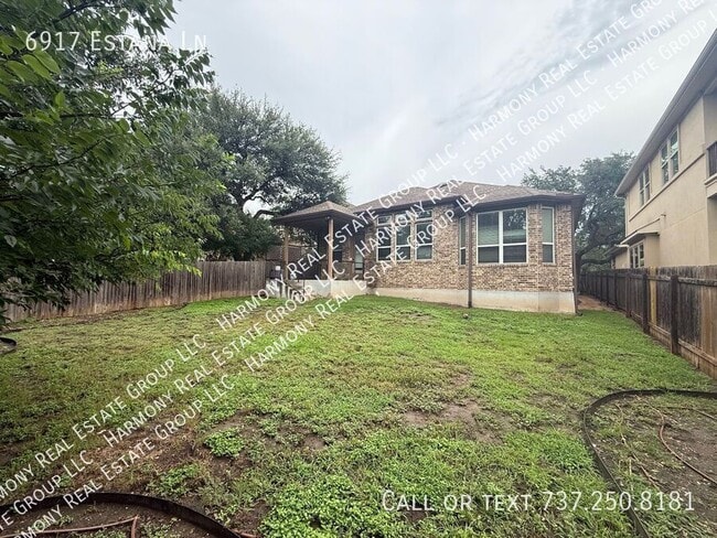 Building Photo - 6917 Estana Ln