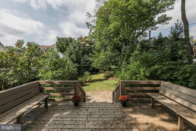 Building Photo - 30 Vandeventer Ave