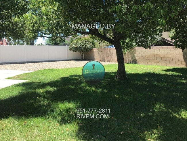 Building Photo - Stunning 2-Bedroom Moreno Valley Home – Yo...