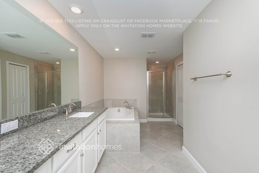 Building Photo - 2880 YellowHammer Wy