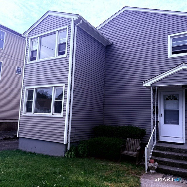 Building Photo - 188 Edna Ave