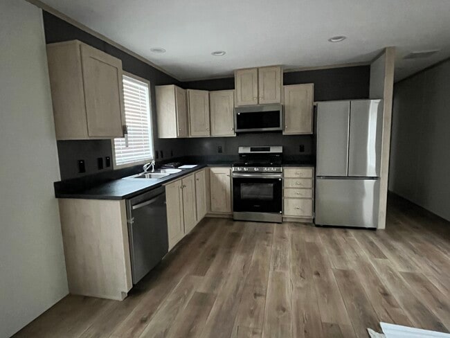 Primary Photo - 5438 S Deadwood Dr