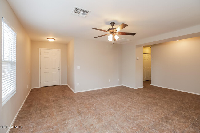 Building Photo - 8116 E Onza Ave
