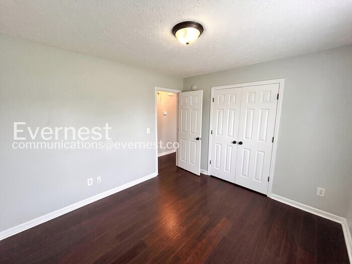Building Photo - 209 Loch Lomand Dr