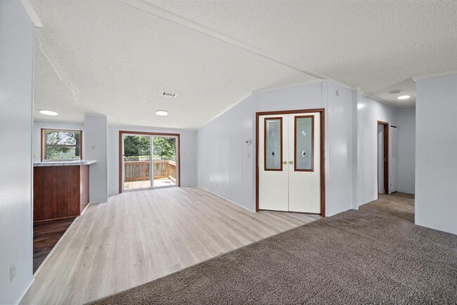 Building Photo - 16504 Brittany Way