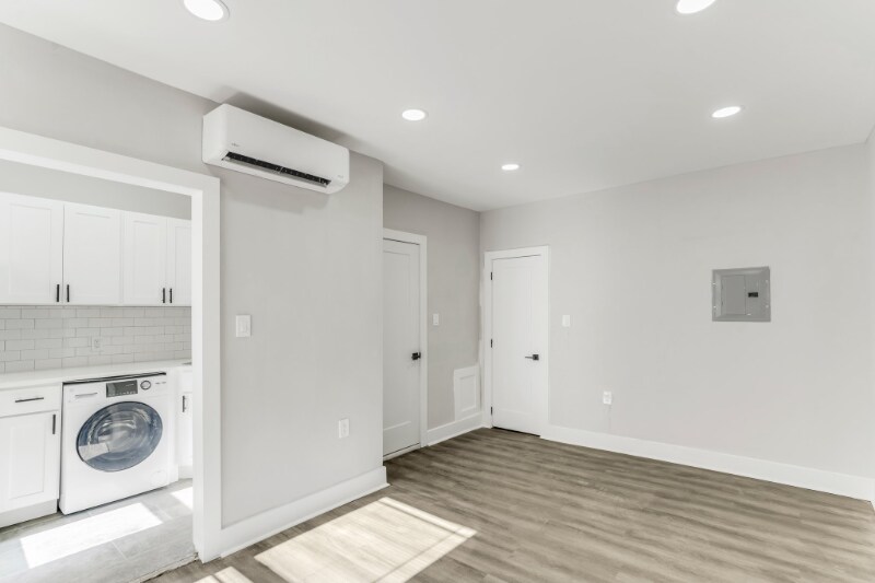 Building Photo - 1516 Green St